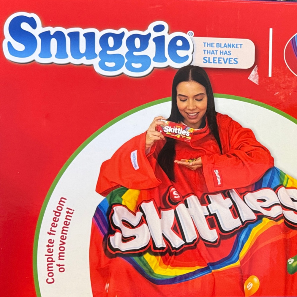 Skittles Red Fleece Blanket with Sleeves NWT has sleeves 71X54 100 polyester